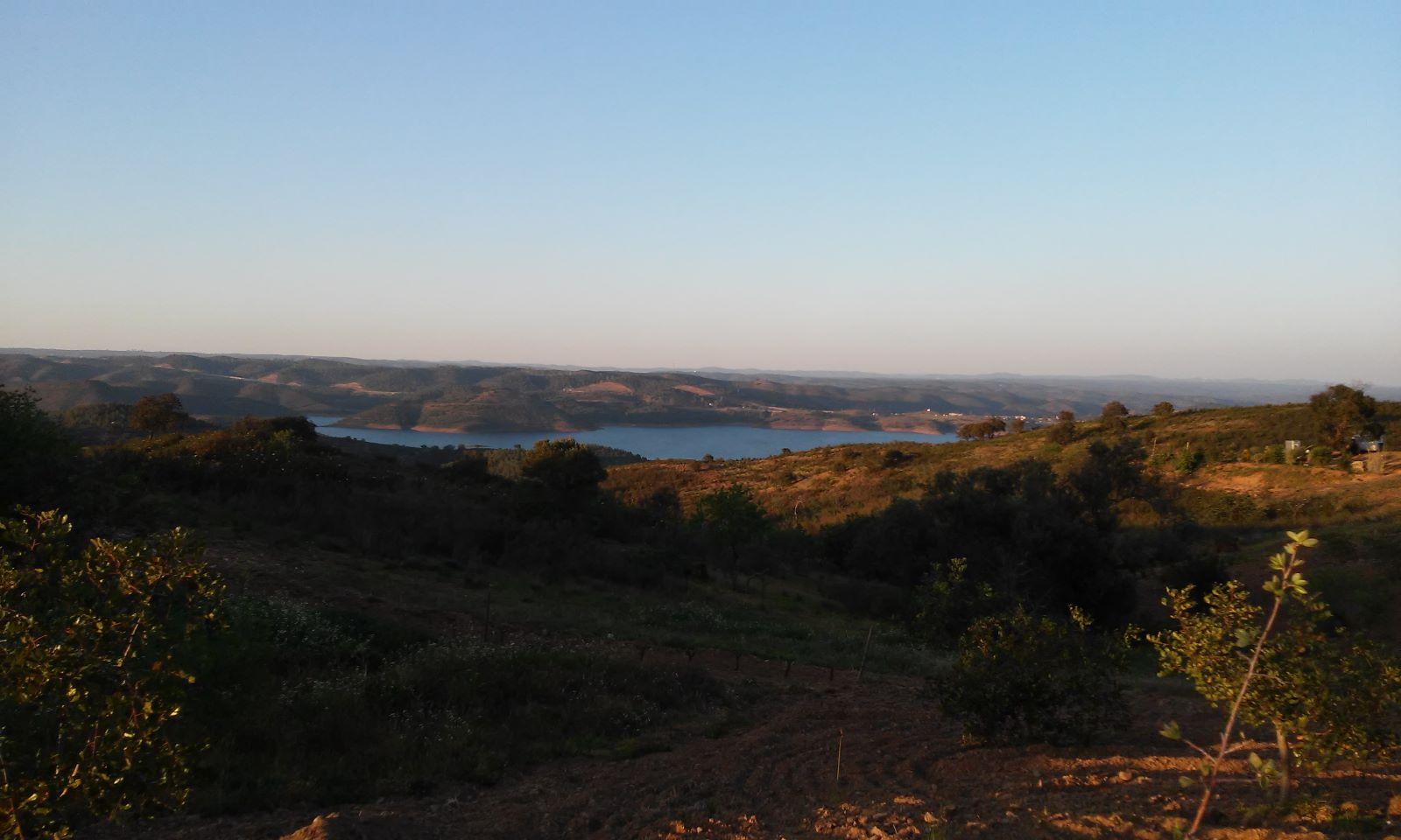 Excelente oportunidade! terreno urbano com 7.880m2 em Portela Alta de Cima, Odeleite.