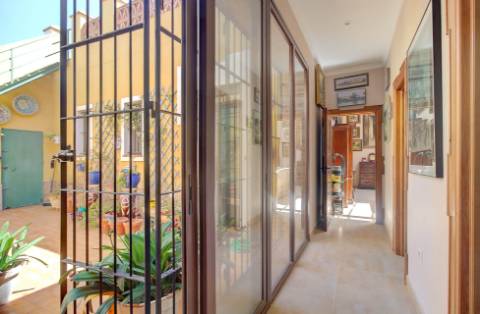 Moradia Térrea de 4 Quartos com 2ha em Local Privilegiado