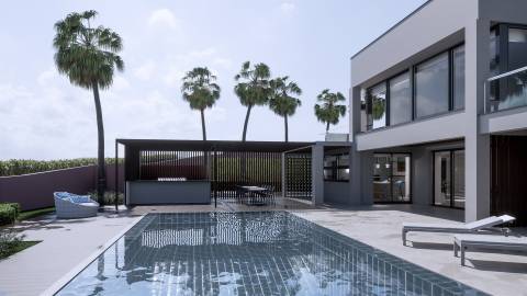 Moradia Isolada em construção com 4 suites de R/C e 1º piso com piscina e logradouro, garagem para 2 carros