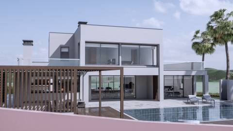 Moradia Isolada em construção com 4 suites de R/C e 1º piso com piscina e logradouro, garagem para 2 carros
