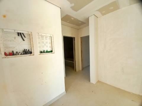 Excelente apartamento T2 com piscina, em fase de construção no centro de Almancil.