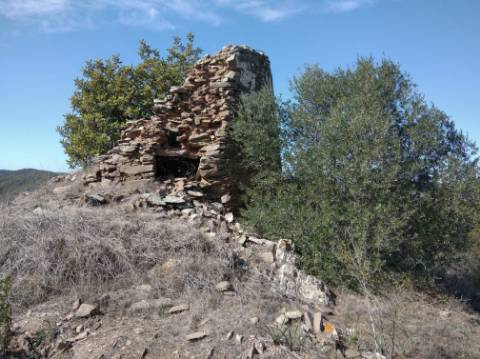 HERDADE COM 52 HECTARES - JUNTO A BARRAGEM DE ALCOUTIM - RIO CADAVAIS - ALCOUTIM - ALGARVE