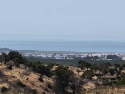 RUINA COM TERRENO - COM PIP APROVADO PARA MORADIA T3 COM PISCINA - VISTA MAR - VILA NOVA DE CACELA - VRSA - ALGARVE