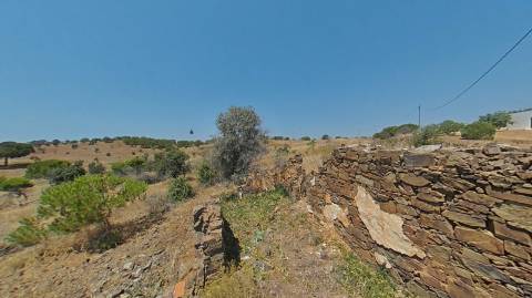 RUINA COM TERRENO - COM PIP APROVADO PARA MORADIA T3 COM PISCINA - VISTA MAR - VILA NOVA DE CACELA - VRSA - ALGARVE