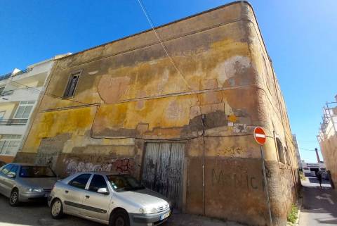Terreno para construção - área de reabilitação urbana - Baixa de Olhão - zona Ribeirinha