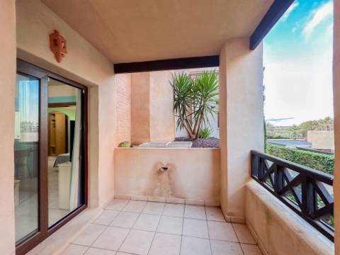 Apartamento T2 com Terraço e Garagem - 1º Linha de Praia - Isla Canela