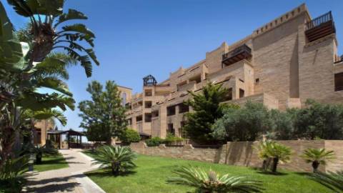 Apartamento T2 com Terraço e Garagem - 1º Linha de Praia - Isla Canela