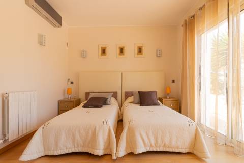 Moradia de Três Quartos no Exclusivo Vale da Pinta Golf Resort