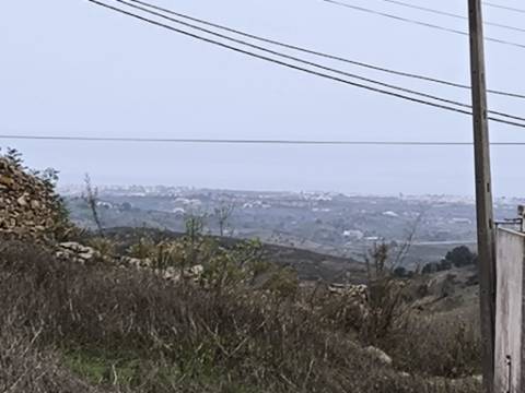 PROPRIEDADE COMPOSTA POR DUAS RUÍNAS - ÁREA TOTAL DE 249 M2 - VISTA MAR EM VALE DE EBROS - TAVIRA