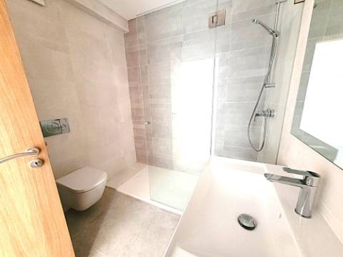 Apartamento T2 no centro de Armação de Pera a um passo da praia!