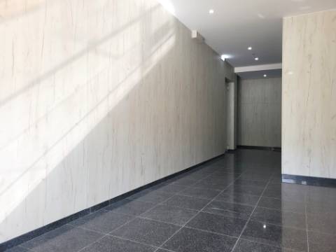 Apartamento T2 no centro de Armação de Pera a um passo da praia!