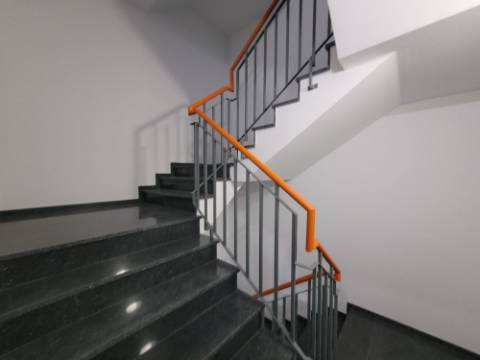 Apartamento T2 no centro de Armação de Pera a um passo da praia!