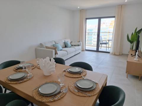 Apartamento T2 no centro de Armação de Pêra