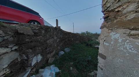 MORADIA T3 - COM SUITE - COM PROJECTO APROVADO - RECONSTRUIR - ALCARIAS GRANDES - CASTRO MARIM - ALGARVE