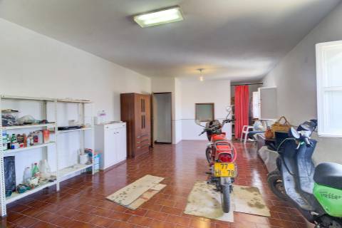 Moradia T3+2 com Jardim, Garagem e Vista Castelo no Centro de Castro Marim - 2 Artigos Vendidos em Conjunto