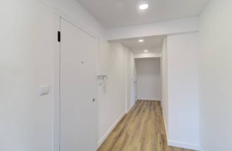 Apartamento T3 remodelado no centro de Tavira com vistas panorâmicas