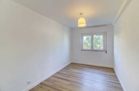 Apartamento T3 remodelado no centro de Tavira com vistas panorâmicas