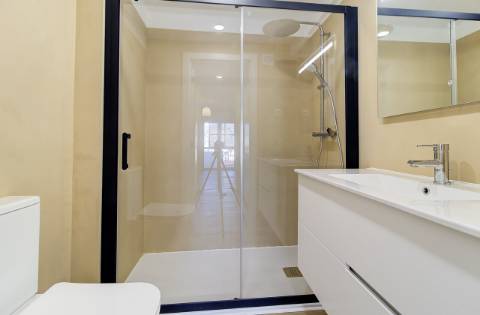 Apartamento T3 remodelado no centro de Tavira com vistas panorâmicas