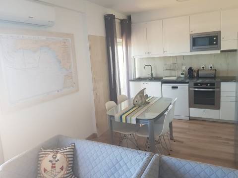 T2 com Terraço de 23m2 em Monte Gordo na Primeira Linha, Vista Mar