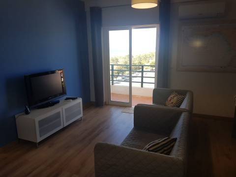 T2 com Terraço de 23m2 em Monte Gordo na Primeira Linha, Vista Mar