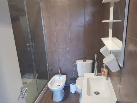 T2 com Terraço de 23m2 em Monte Gordo na Primeira Linha, Vista Mar