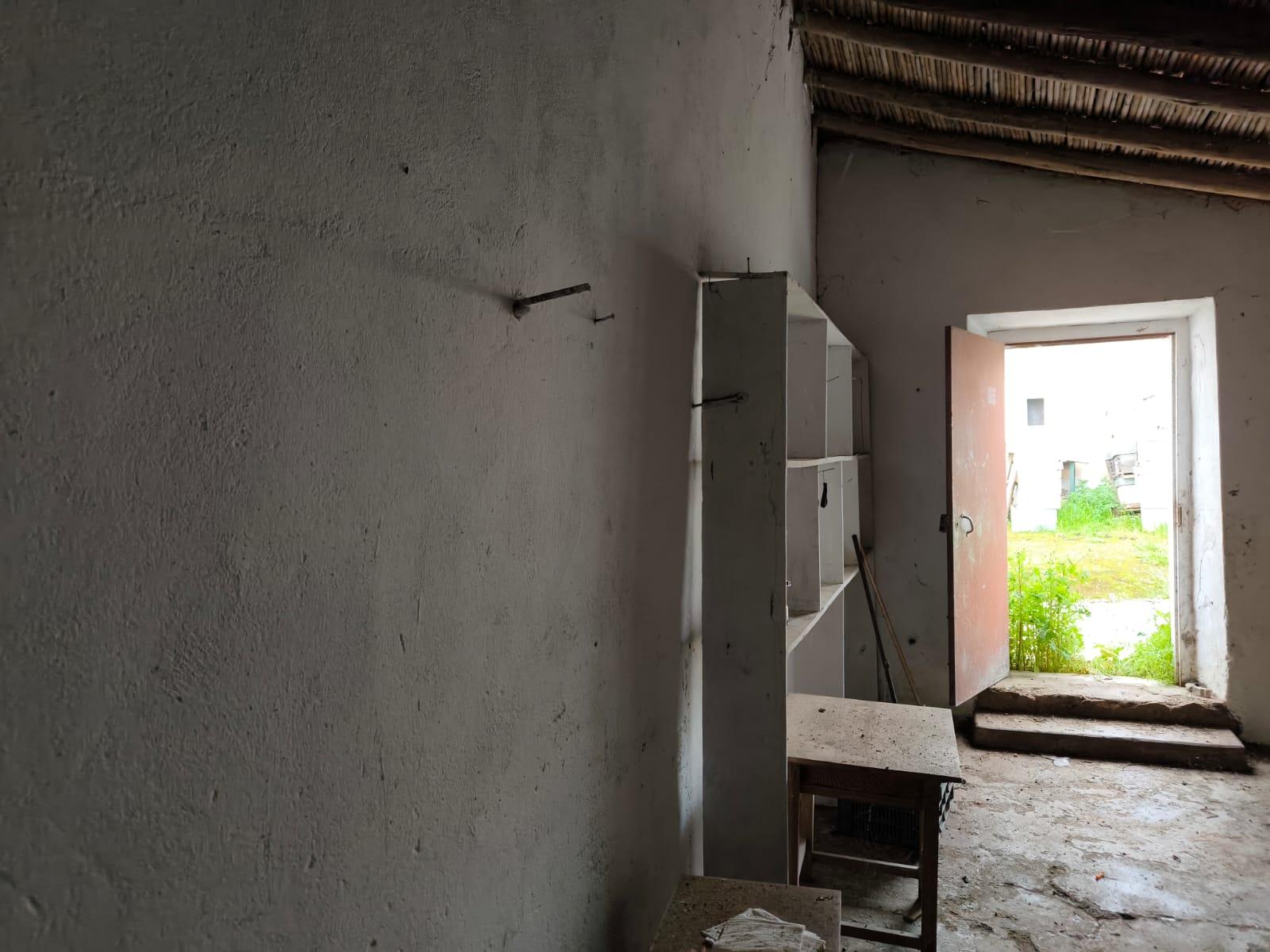 MORADIA COM TERRENO EM RUINAS - COM 600 M2 - PARA HABITAÇÃO - TURISMO - COM TERRENO DE 600 M2 - EM MILFRADES - VAQUEIROS - ALCOUTIM - ALGARVE