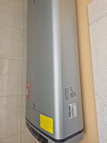 Apartamento T2 com áreas grandes para arrendamento de Setembro a Junho.
