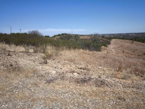 TERRENO URBANO - COM POSSIBILIDADE DE CONSTRUÇÃO MORADIA E TURISMO - VISTA LAGO E VISTA MAR - BRENHOSA - ODELEITE - CASTRO MARIM - ALGARVE