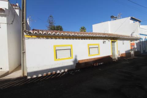Moradia para Remodelar em Altura - Castro Marim