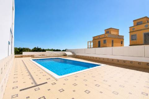 Excelente Moradia em Condomínio Fechado com Piscina - Vila Nova de Cacela