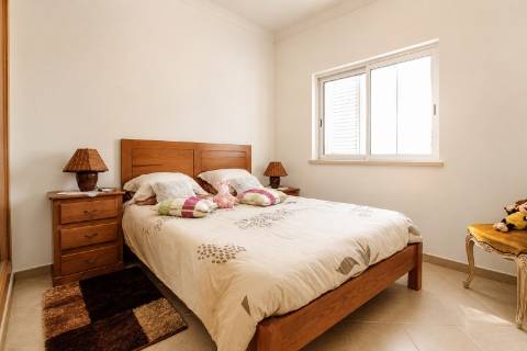 Excelente Moradia em Condomínio Fechado com Piscina - Vila Nova de Cacela