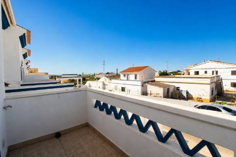 Excelente Moradia em Condomínio Fechado com Piscina - Vila Nova de Cacela