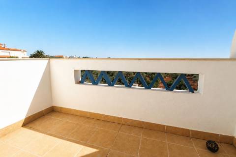 Excelente Moradia em Condomínio Fechado com Piscina - Vila Nova de Cacela