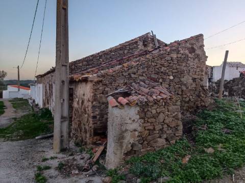 MORADIAS - TRÊS PREDIOS URBANOS PARA HABITAÇÃO - COM PROJECTO APROVADO - PARA RECONSTRUIR - ALCARIAS GRANDES - CASTRO MARIM - ALGARVE