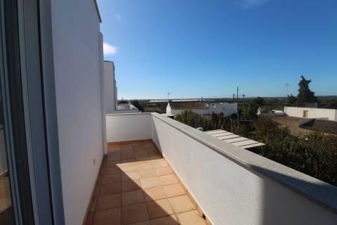 Moradia em condomínio com piscina a 10 minutos de Tavira