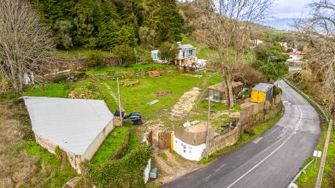 Quinta com Moradia e Terreno Total de 4.680 m² | Arruda dos Vinhos