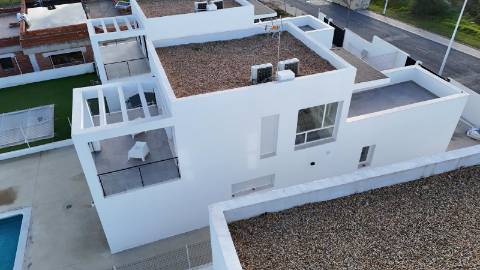 Moradia T3 Nova com Piscina - Costa Esuri - Ayamonte