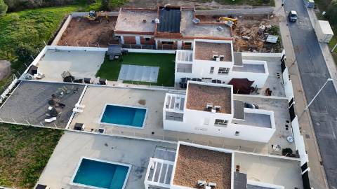 Moradia T3 Nova com Piscina - Costa Esuri - Ayamonte