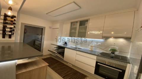 Apartamento T3 de Alto Padrão a 300m da Praia - Elegância, Conforto e Rentabilidade Garantida