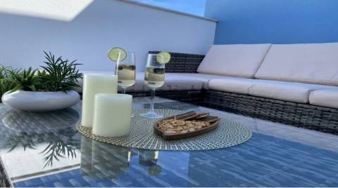 Apartamento T3 de Alto Padrão a 300m da Praia - Elegância, Conforto e Rentabilidade Garantida