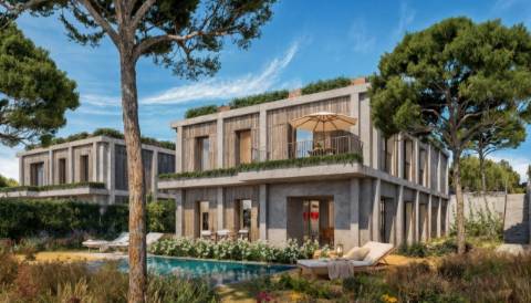 Moradia T4 com Piscina Privativa | Condomínio de Luxo | Costa da Caparica