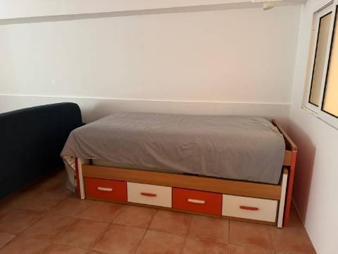Andar de Moradia T1+2 Manta Rota Arrendamento Outubro a Maio