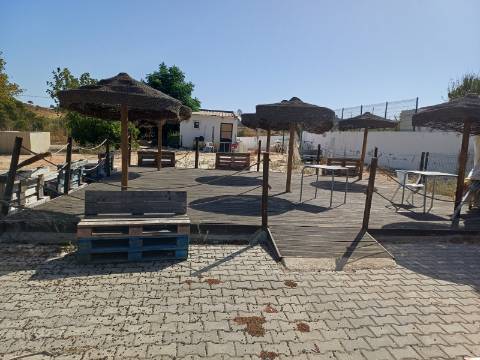 Restaurante com Café e Bar com Estacionamento privado e terreno Monte Francisco