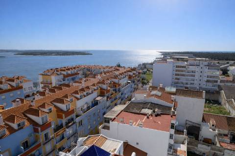 Apartamento T3 Transformado em T2 e T1 - VRSA