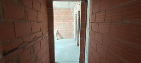 Apartamento T2 r/c elevado com linhas direitas em Tavira