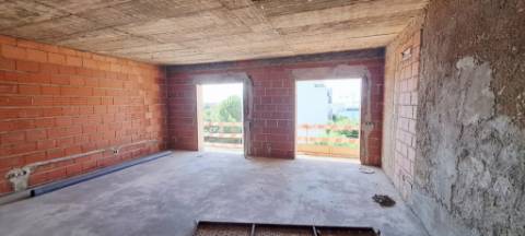 Apartamento T3, 2.º andar com vista mar e linhas modernas em Tavira