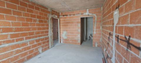 Apartamento T2, r/c elevado com linhas direitas em Tavira