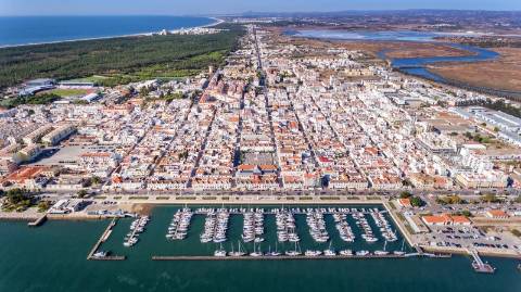 T1+2 na 2.ª Linha do Rio Guadiana em Vila Real de Santo António