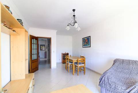 Apartamento T3 | 3.º Andar | Sul/Nascente | Vila Real de Santo António