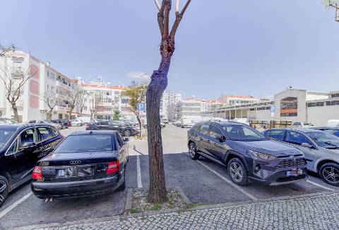 Apartamento T3 | 3.º Andar | Sul/Nascente | Vila Real de Santo António